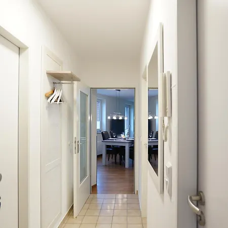 Lord Nelson Nr 310 *